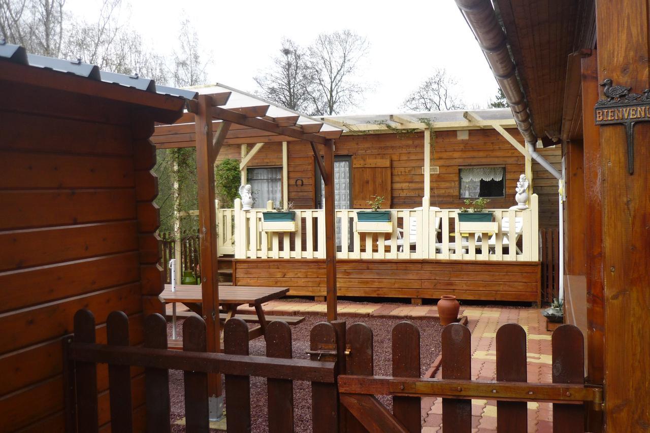 Mobile Home Le Clos De See Chérencé-le-Roussel Exteriör bild